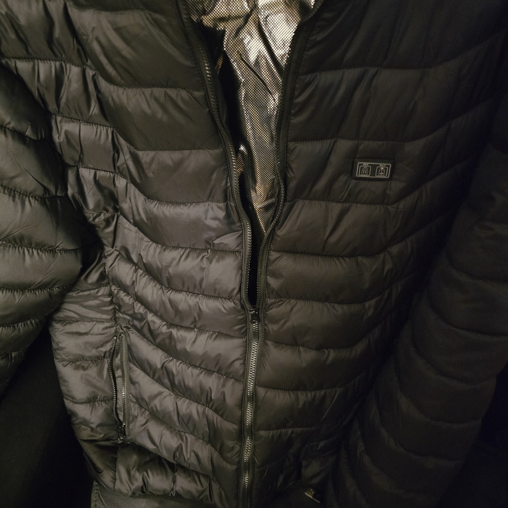 Stylish Black Puffer Jacket for Men